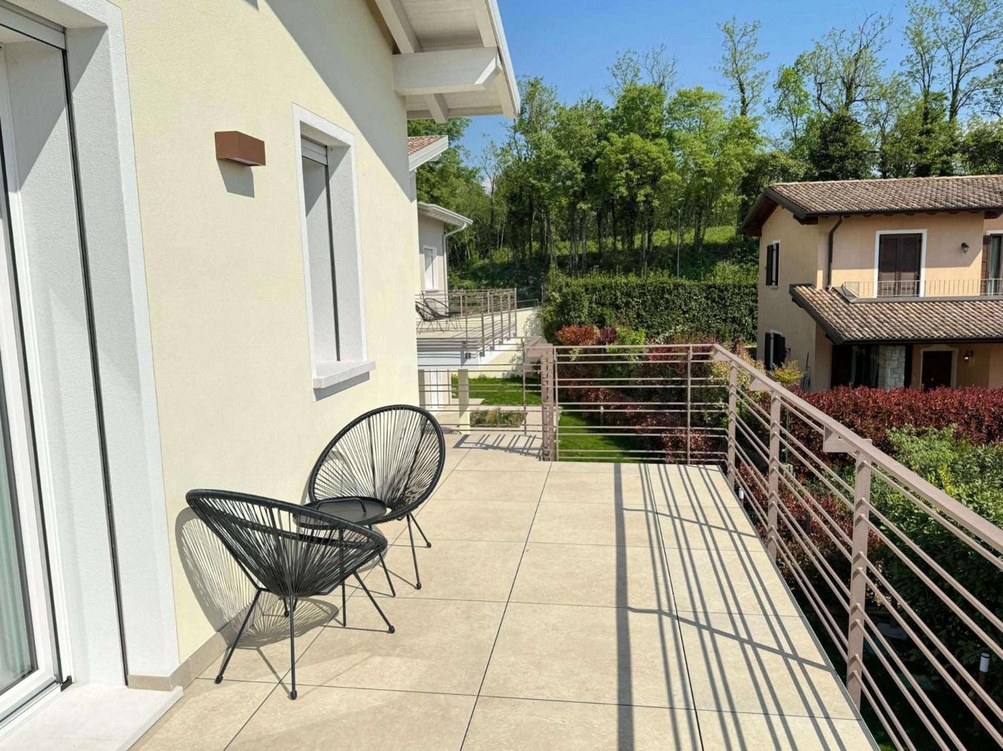 Luxury Villas Gardenia With Private Pool Padenghe sul Garda Ngoại thất bức ảnh