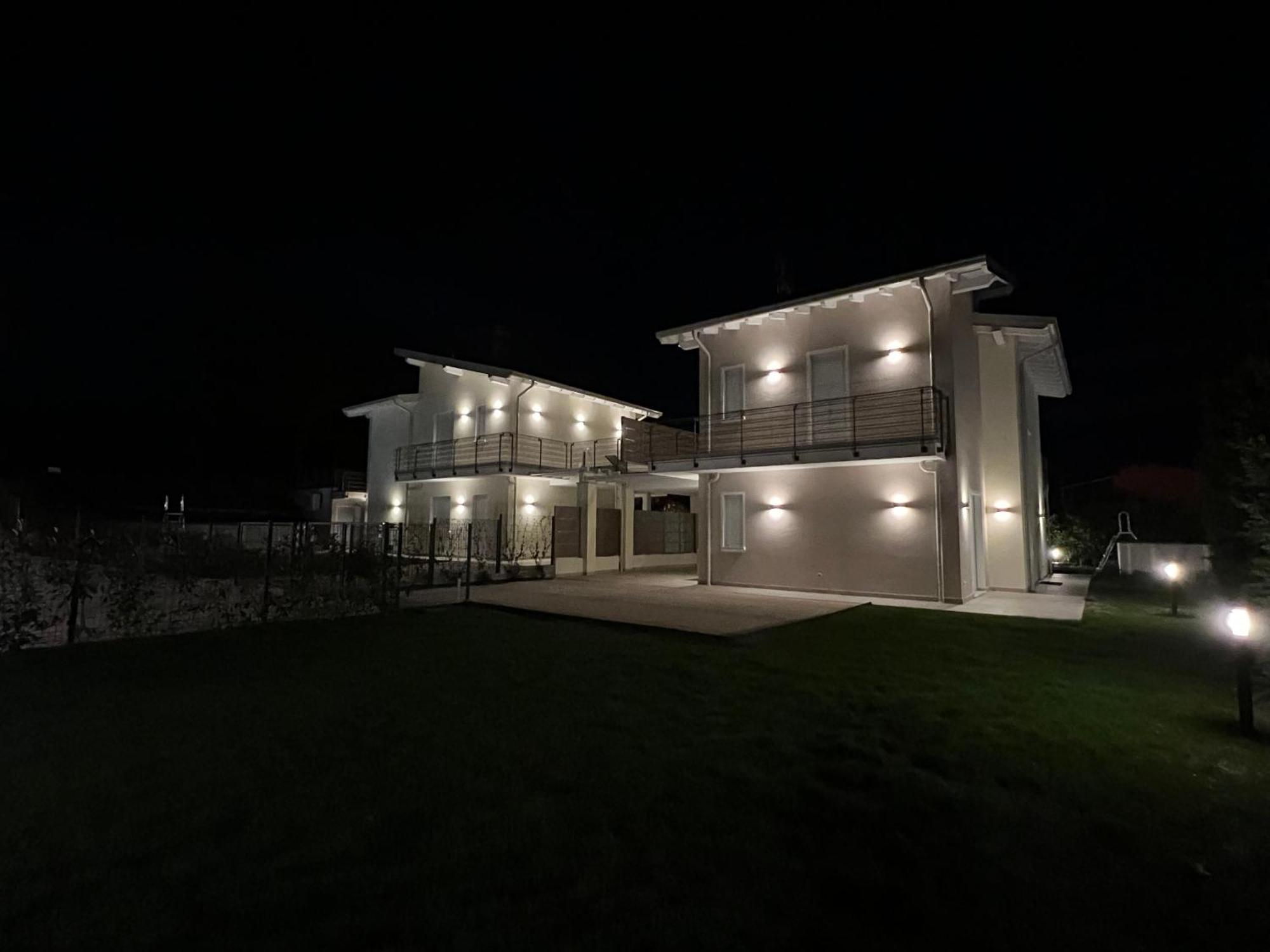 Luxury Villas Gardenia With Private Pool Padenghe sul Garda Ngoại thất bức ảnh