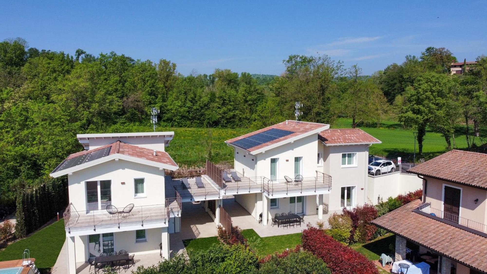Luxury Villas Gardenia With Private Pool Padenghe sul Garda Ngoại thất bức ảnh